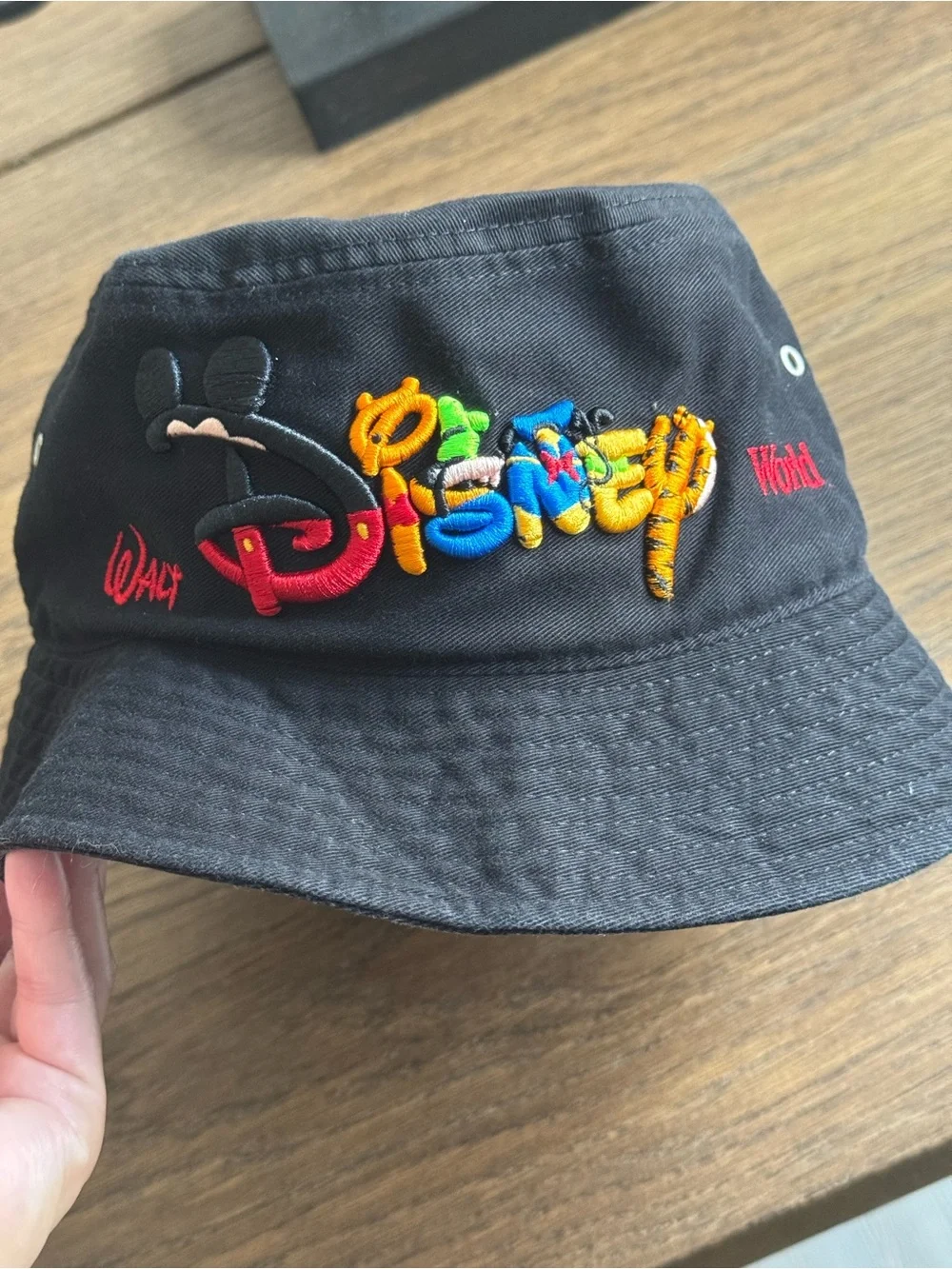 Vintage 90’s Walt Disney World Embroidered Black Bucket Hat OSFM Streetwear